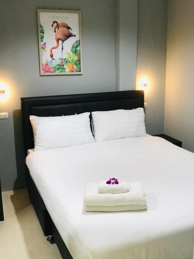 Harrys Resiendence Hotel Bangkok Kültér fotó