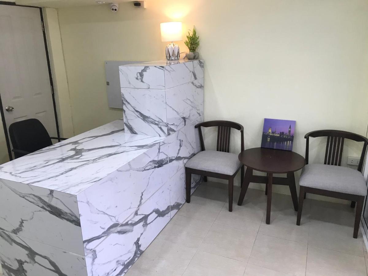 Harrys Resiendence Hotel Bangkok Kültér fotó